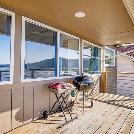 Fisherman'S Dream Boat House Garibaldi Extérieur photo
