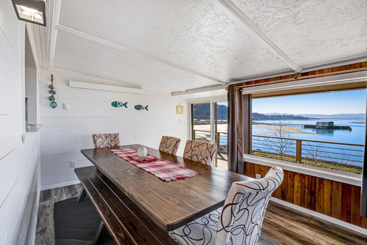 Fisherman'S Dream Boat House Garibaldi Extérieur photo