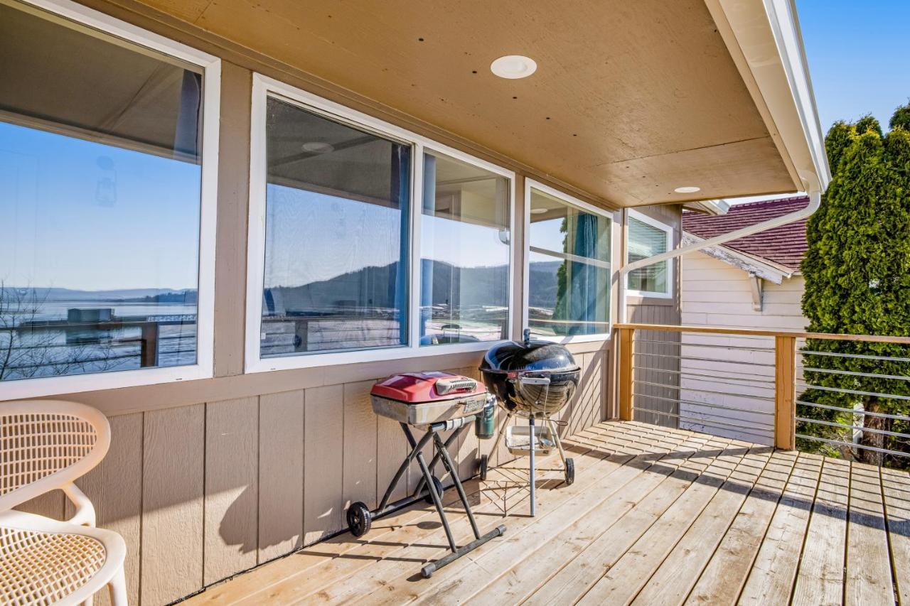 Fisherman'S Dream Boat House Garibaldi Extérieur photo