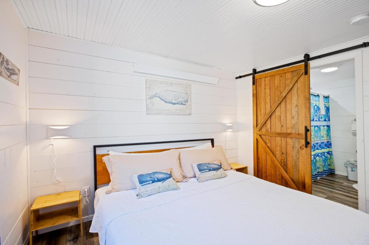 Fisherman'S Dream Boat House Garibaldi Extérieur photo